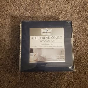Twin size sheet set -members mark